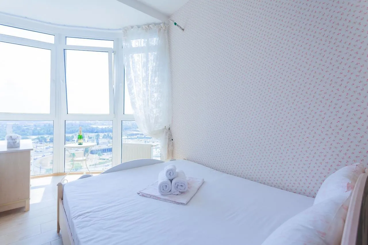 Stylish Views Apartments In The Parasol. Parus .Obolonskaya Embankment Киев